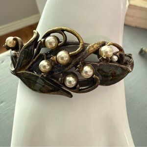 Sweet Romance Brass Tone Bangle Bracelet